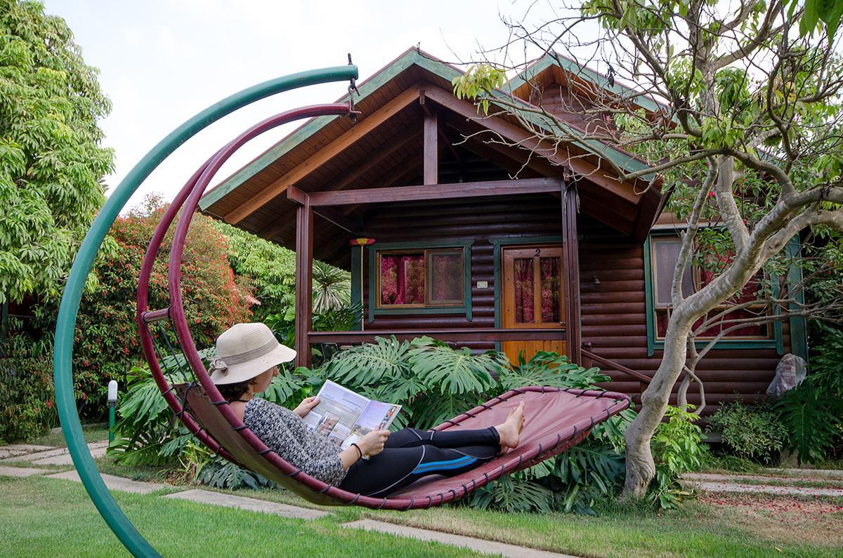 The Wooden Rose Cabins Bezet 외부 사진
