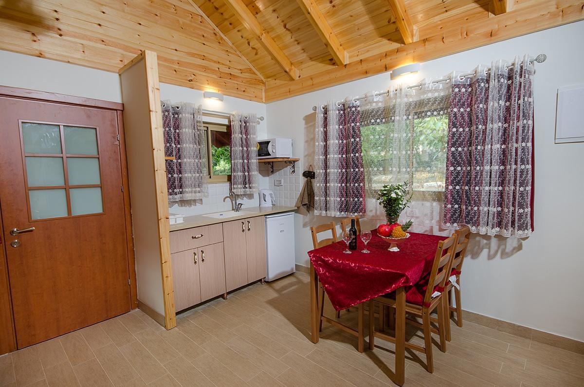 The Wooden Rose Cabins Bezet 외부 사진